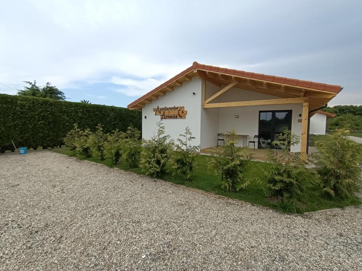 Apartamentos Aronces 쿠딜레로 외부 사진